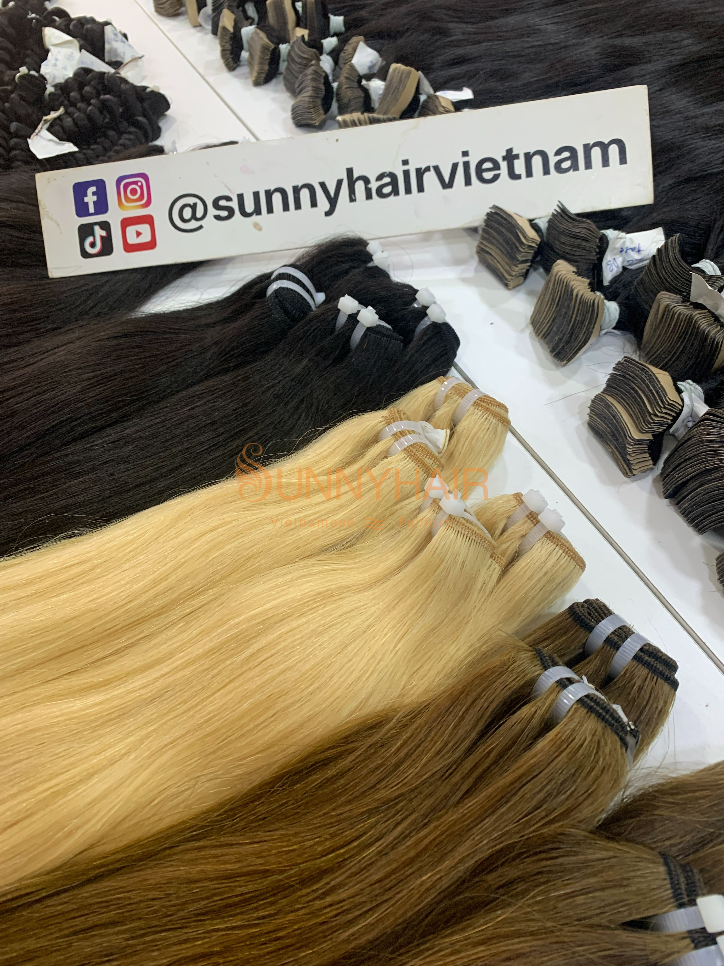 Gorgeous Bone Straight Blonde Machine Weft Hair Extension | Viet Hair Supplier